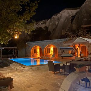 Seven Rock Cave Hotel